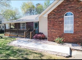 7828 Katherine Dr, Denver, NC 28037