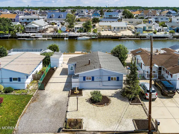 135 E Susquehanna Drive, Little Egg Harbor, NJ 08087