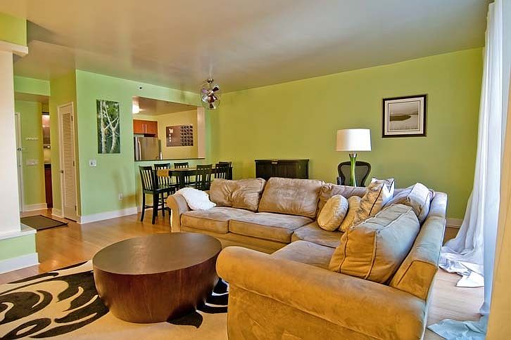 1st image of 1725 Oxford St #17
