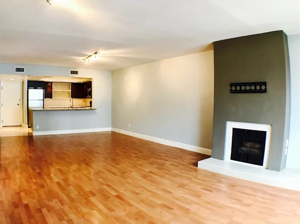 10966 Rochester Ave, Los Angeles, CA