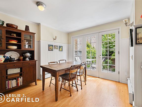 4th image of 12 Bedford St