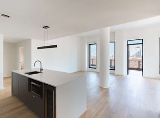 243 W 28th St, New York, NY 10001