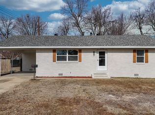 220 W 6th St, Rector, AR 72461