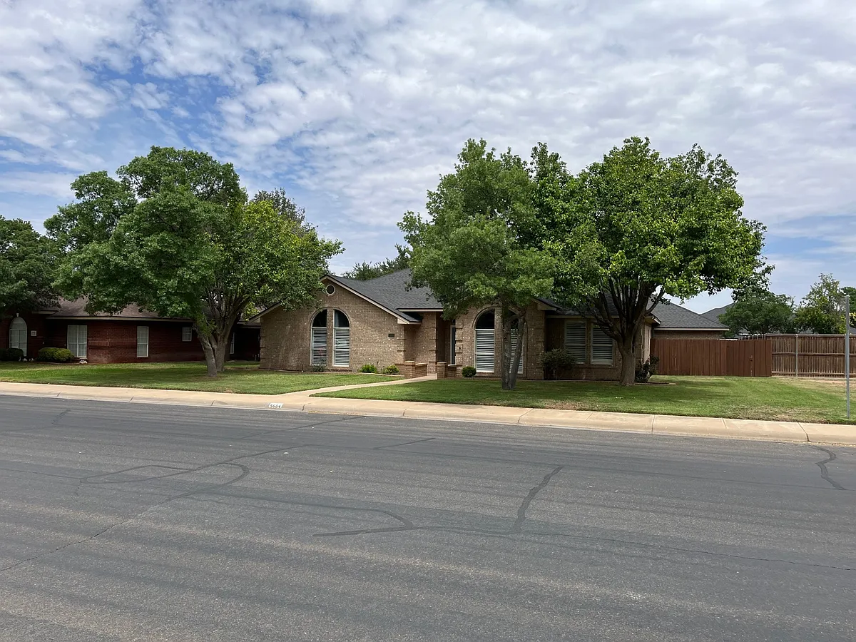 Building Photo - 5604 Grassland Blvd