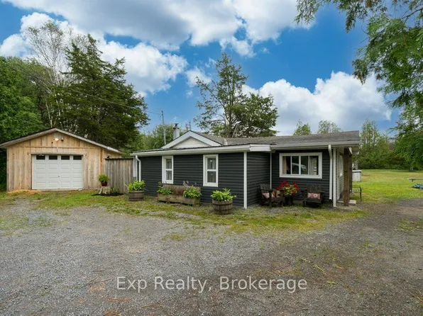 2822 Shannon Rd, Tyendinaga, ON K0K 3A0