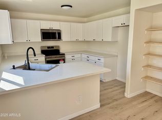 7783 N 58th Ave, Glendale, AZ 85301