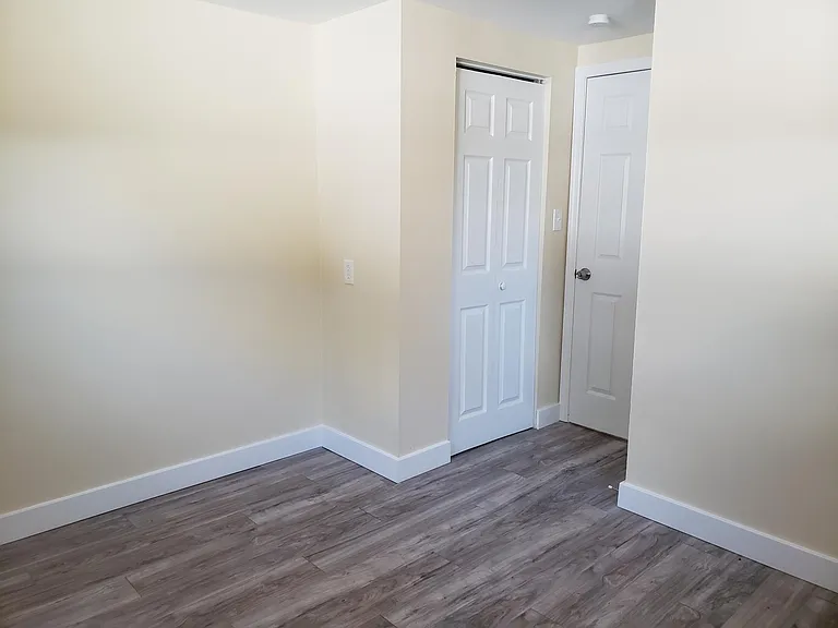 206 E Plymouth St #B — Photo 11