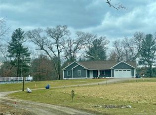 387 Killingly Ave, Putnam, CT 06260