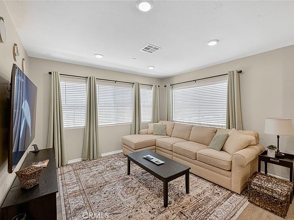 4th image of 28451 Partridge Way #1703