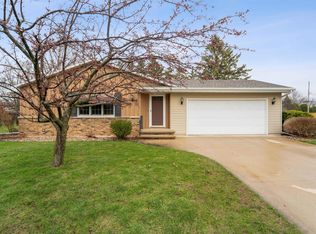 360 W Sunset Ave, Appleton, WI 54911