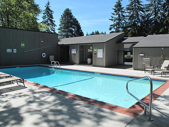5th image of 6439 139th Pl NE #32A
