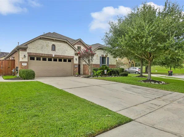 10206 Eagle Hollow Dr, Humble, TX 77338