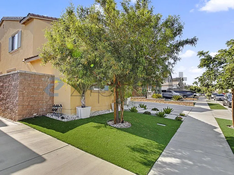5394 Delaney Way — Photo 3
