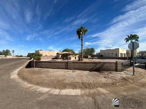 11721 Laguna St, Wellton, AZ 85356