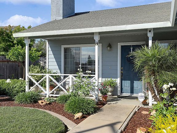 3rd image of 5607 Rose Brook Dr