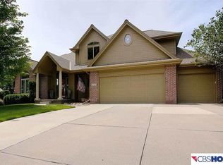 5066 S 174th St, Omaha, NE 68135