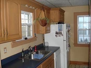 4th image of 723 N Garfield Ave