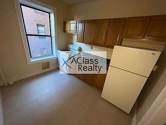 3rd image of 87-12 87th St #2