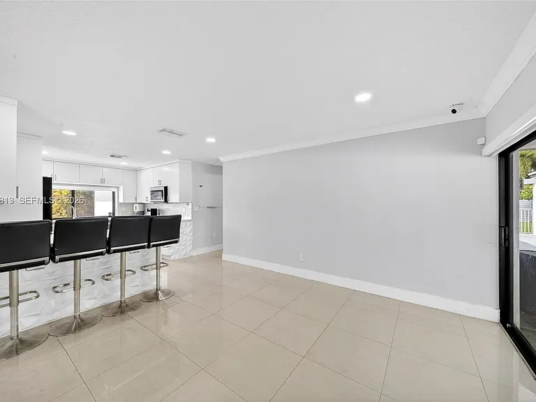 11951 SW 120th Ter — Photo 12