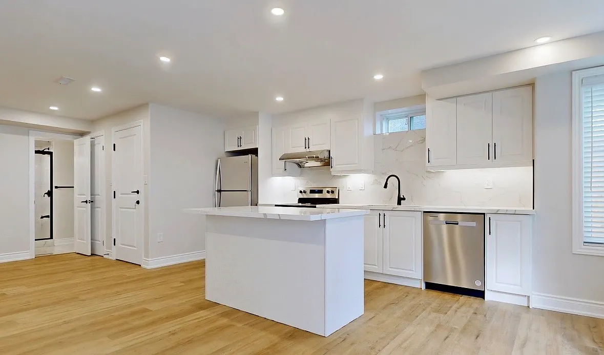 2 bed, 800 sqft, $1,999 — Photo 4