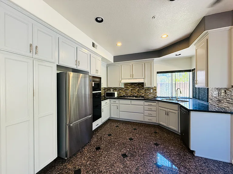 2849 Montair Way — Photo 8
