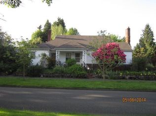 2737 NE Ainsworth St, Portland, OR 97211