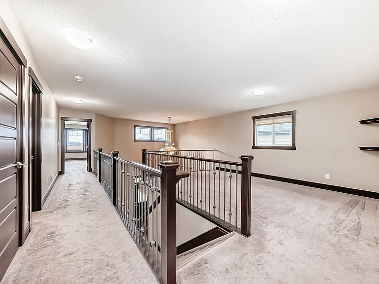 3015 Winspear Cmn SW — Photo 39