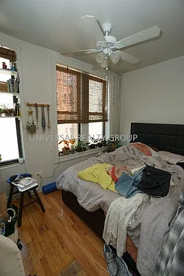 Rented by Universal Realty Group | media 21