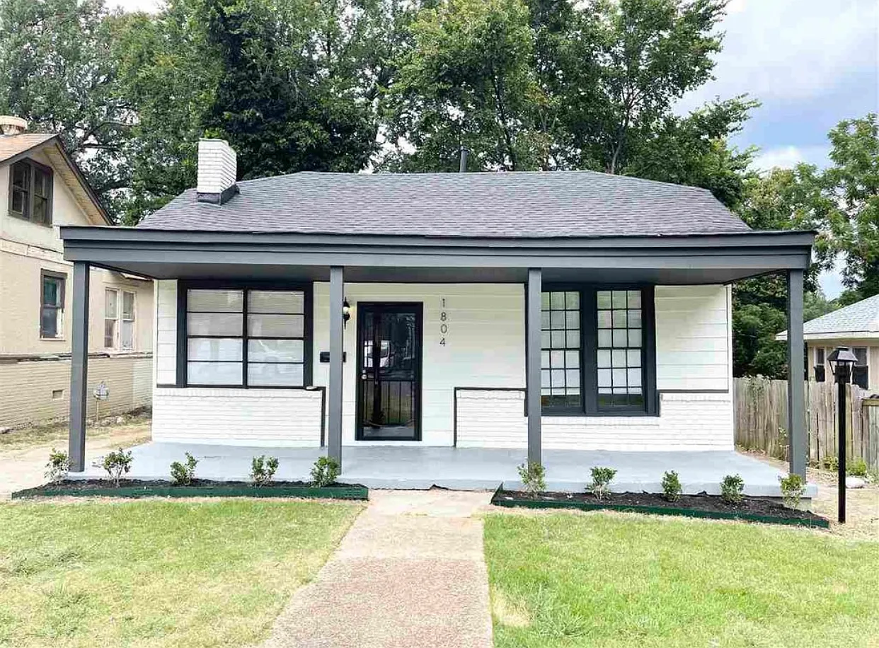 3 bed, 1368 sqft, $1,600 — Photo 1