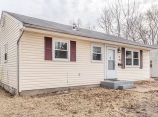 3022 De Porres Ln, Saint Louis, MO 63114