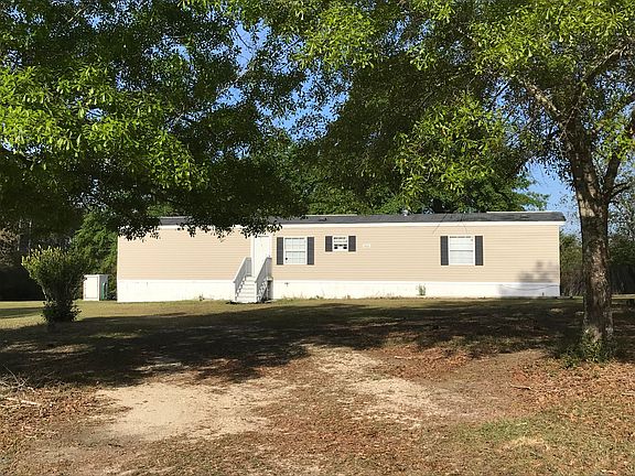 2nd image of 22466 Mercedes Ln