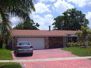 8780 NW 24th Pl, Sunrise, FL 33322