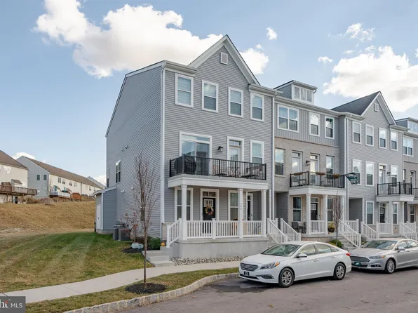 793 Ore St, Phoenixville, PA 19460