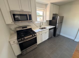 6775 224th St #B, Oakland Gardens, NY 11364