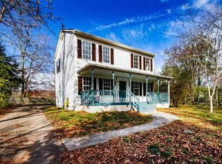 2105 Karnswood Dr, Knoxville, TN 37918