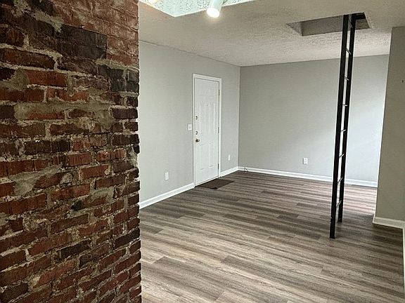 2nd image of 2108 Acklen Ave APT 3