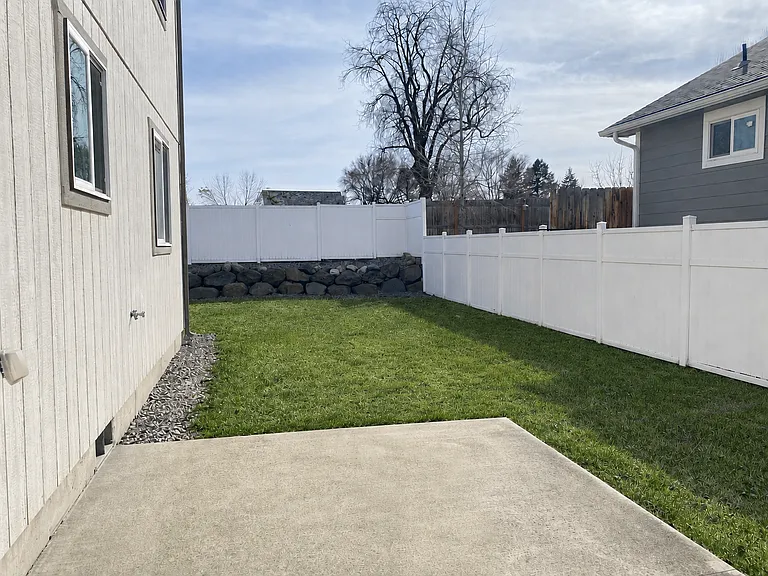 N McDonald Rd — Photo 15