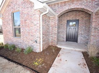 3511 First Capitol Cir, Guthrie, OK 73044