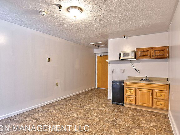 3rd image of 107 N Pike St #30