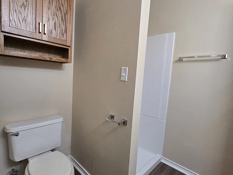 640 Canada St #5 — Photo 9
