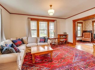 51 Holyoke St UNIT 3, Easthampton, MA 01027