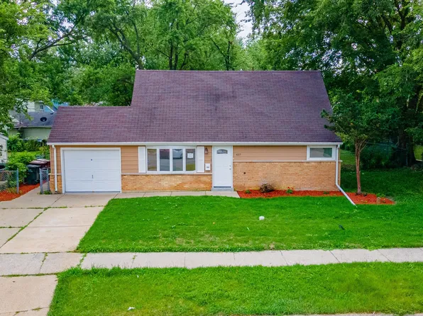 437 Winnebago St, Park Forest, IL 60466