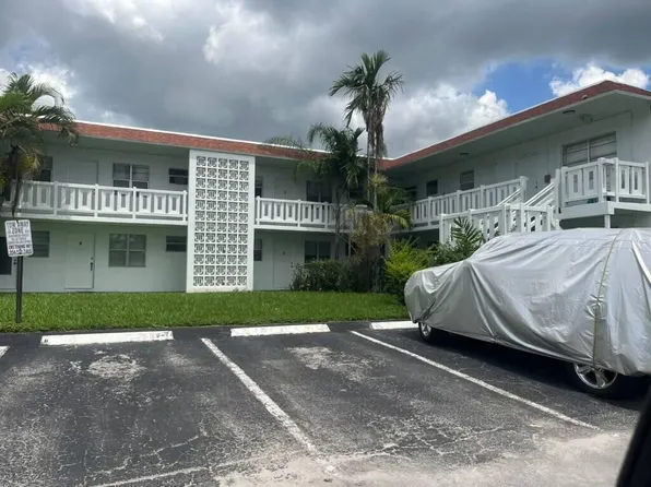 1400 NW 43rd Terrace #206, Lauderhill, FL 33313