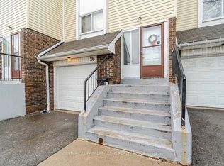 26 Sandringham Ct, Brampton, ON L6T3Z3