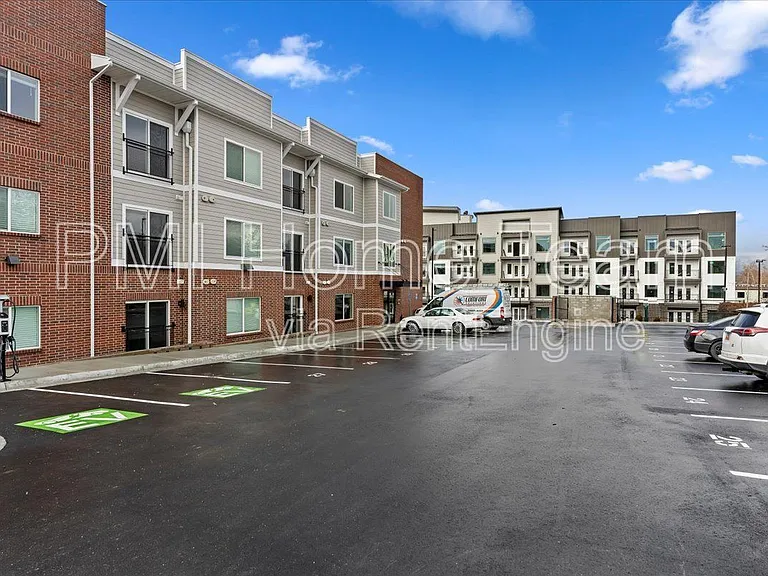 3378 Washington Blvd #101 — Photo 9