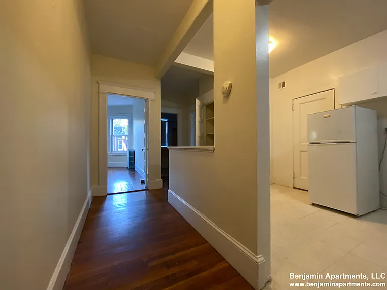 1595 Beacon St #22 — Photo 4