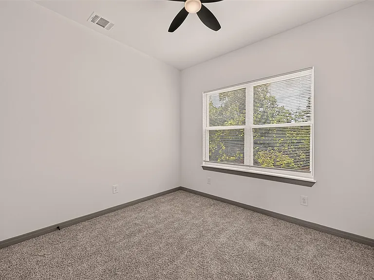 8306 Tidwell Rd #B — Photo 11