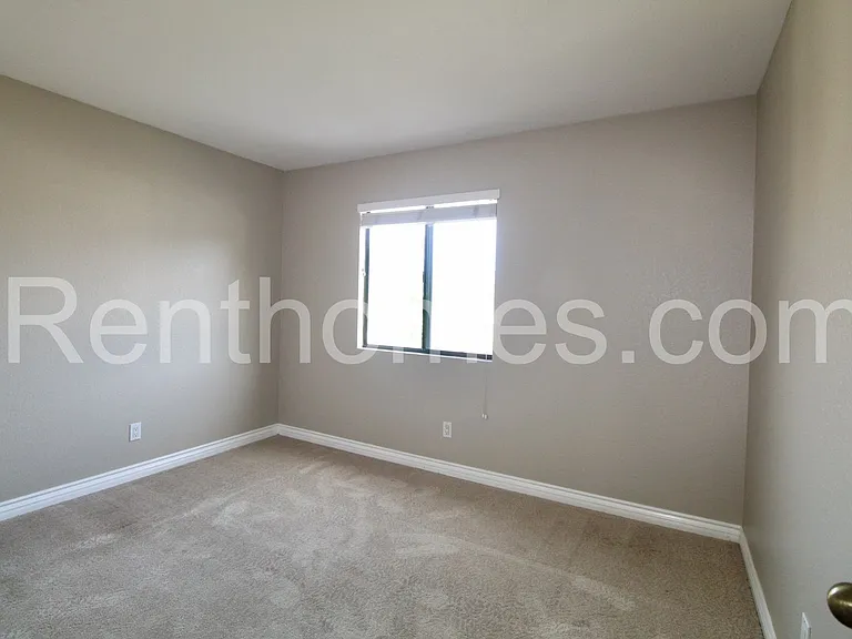 10928 Sunset Ridge Dr — Photo 13