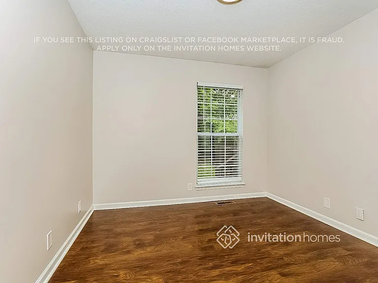 497 Laramie Dr — Photo 10