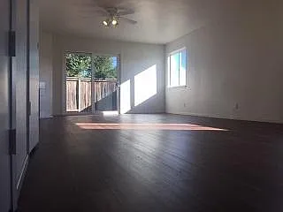 9000 Kern Ave — Photo 3